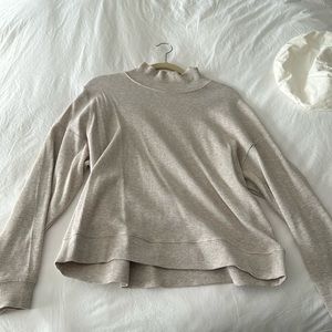 Sanctuary sweater size medium